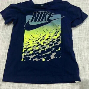 Boys Nike T shirt